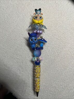 Alice in wonderland refillable beaded pen